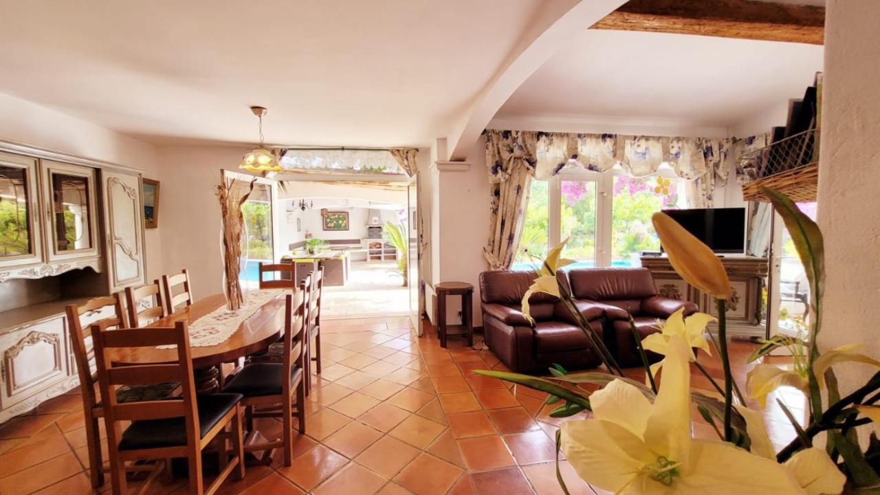 Villa Provencale A Sainte Maxime, Golf De Saint Tropez Extérieur photo
